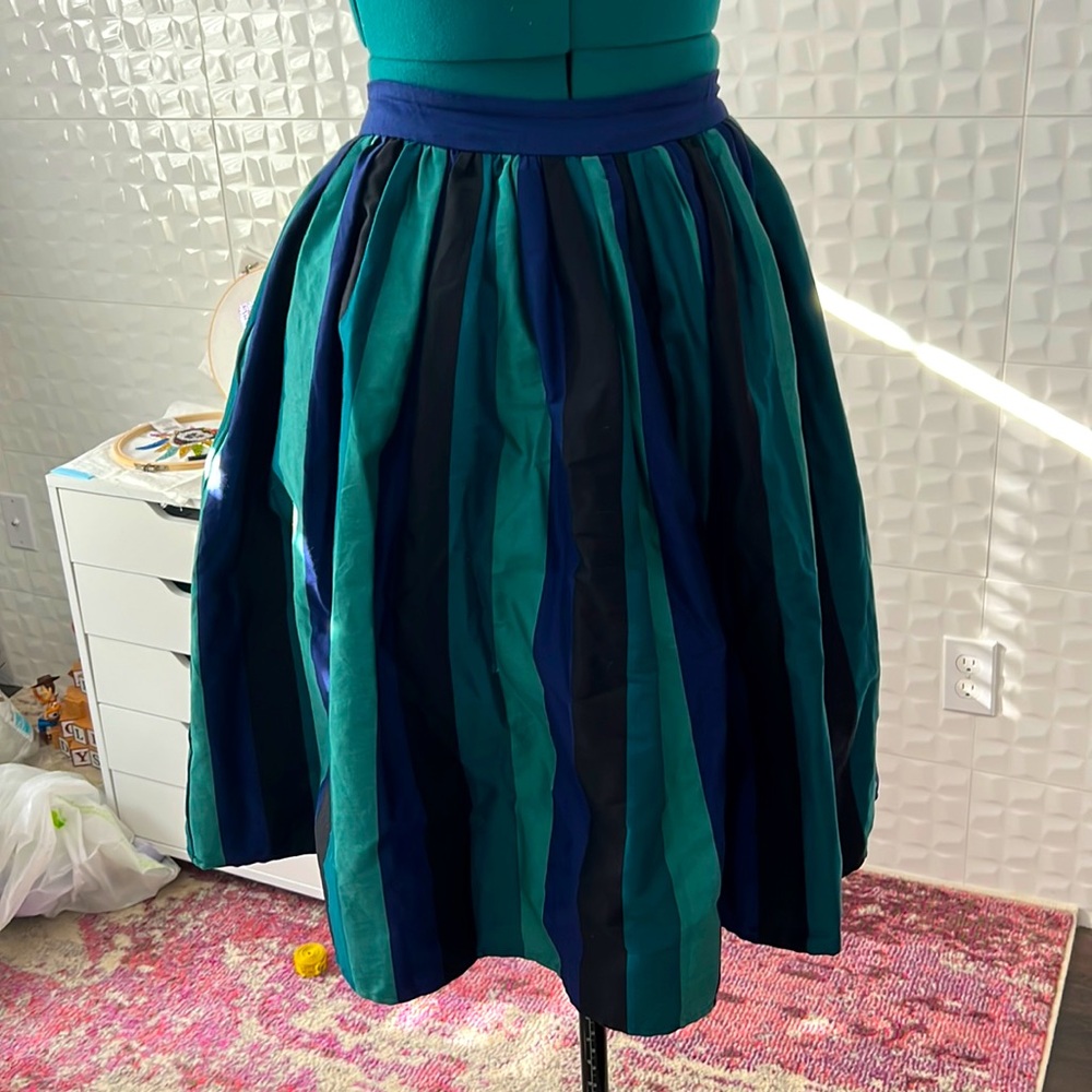 Collectif black blue and teal circle skirt